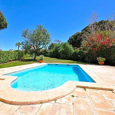 Hotel In Near Falesia 3*
